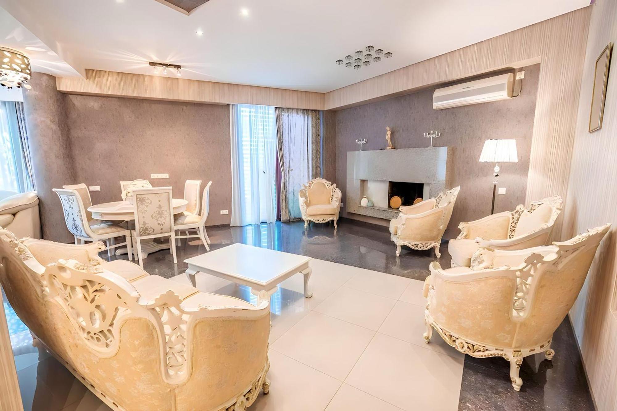 Cabernet Corner Apartment Tbilisi Ngoại thất bức ảnh